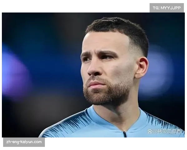 奥塔门迪多次与对方锋线硬刚 经验丰富但情绪控制待加强 奥塔门迪多次与对方锋线硬刚 经验丰富但情绪控制待加强